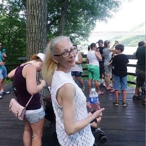 Meet your Posher, Terri